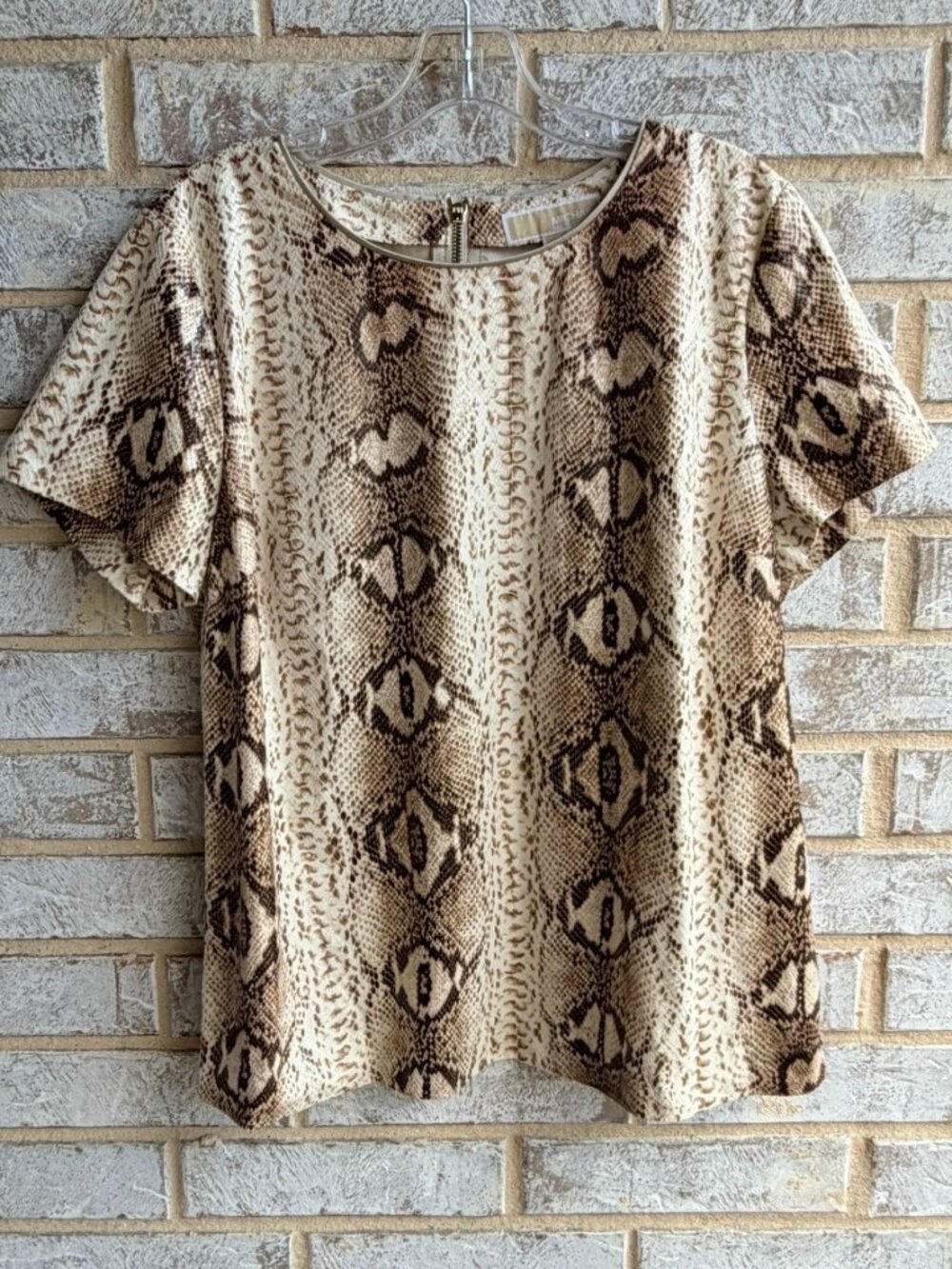 MICHAEL Michael Kors Short Sleeve Round Neck T-Shirt Snake Skin Print Size 14